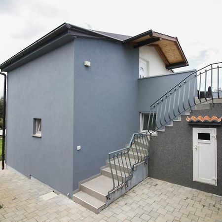 Sebi Apartment 300 M From Beach Rovinj Exteriör bild